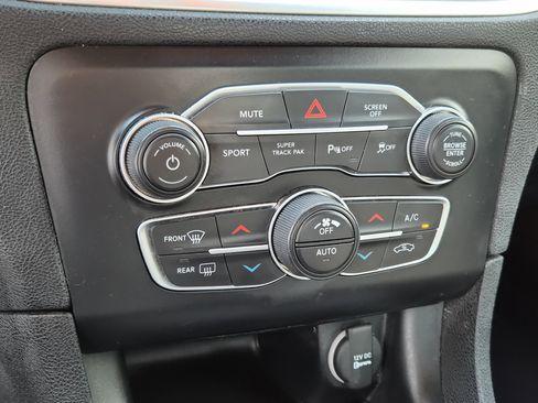 Used 2022 Dodge Charger R/T image 28