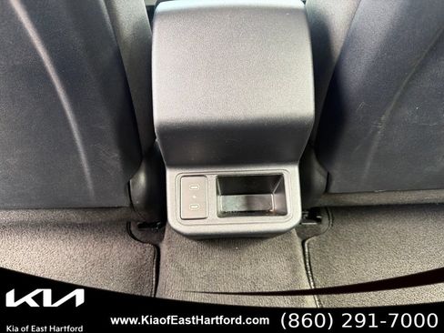 Certified 2025 Kia K4 FWD image 21