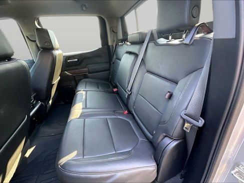 Used 2019 GMC Sierra 1500 SLT w/ SLT Premium Plus Package AWD/4WD image 26