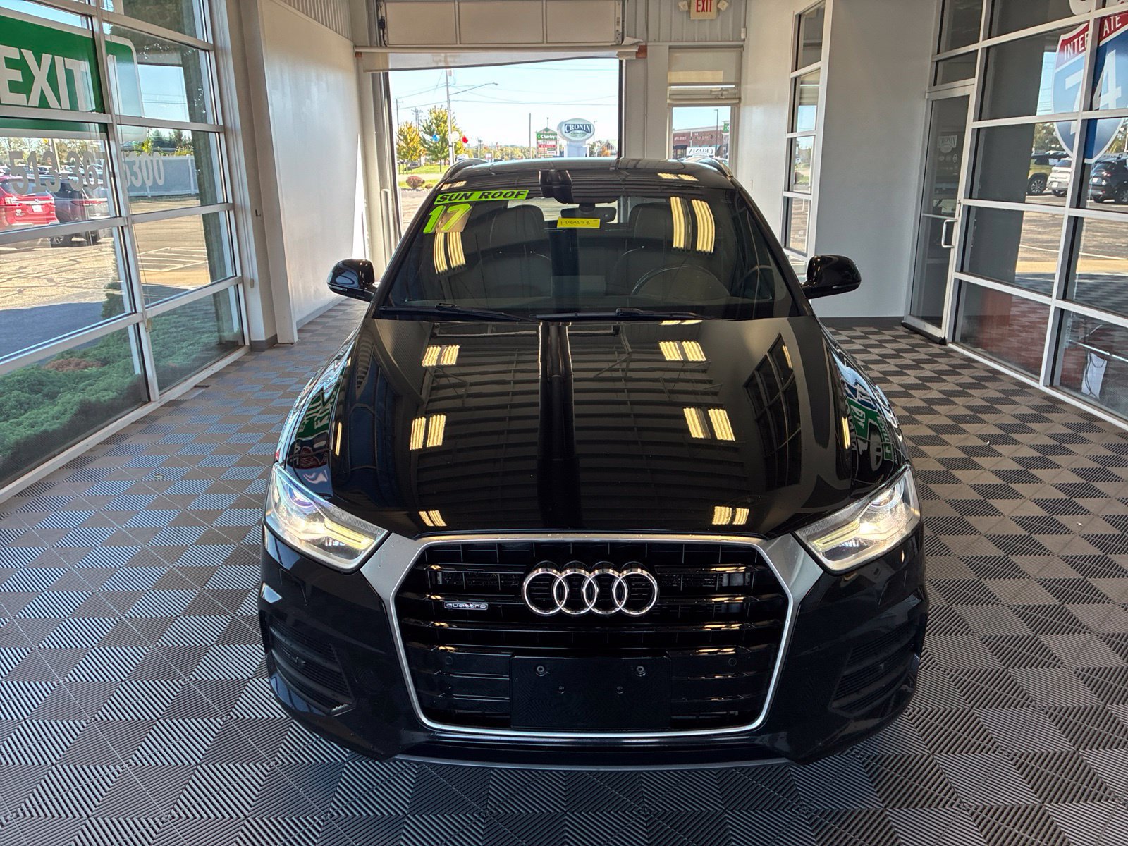 Used 2017 Audi Q3 2.0T Premium Plus AWD/4WD image 2