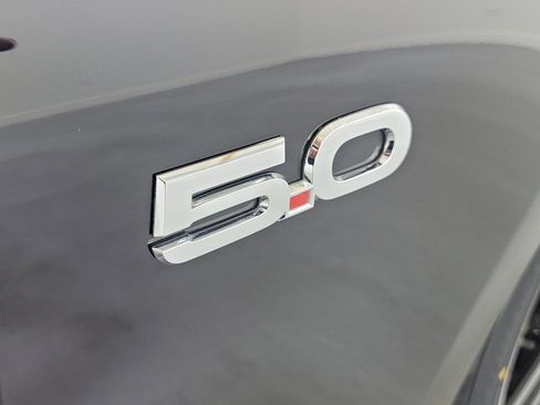 Used 2022 Ford Mustang GT image 9