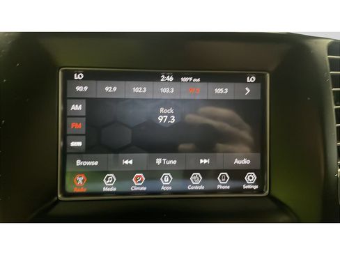 Used 2019 Jeep Grand Cherokee Laredo AWD/4WD image 13