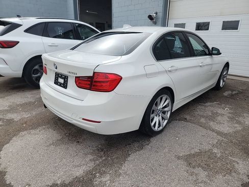Used 2014 BMW 320i xDrive Sedan AWD/4WD image 3