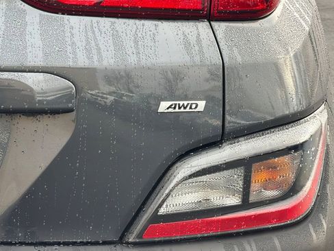 Used 2022 Hyundai Kona SE image 22