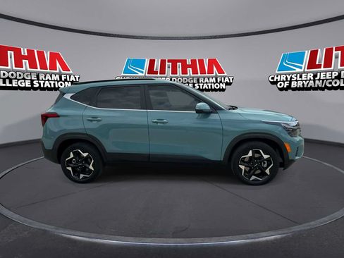 Used 2024 Kia Seltos EX AWD/4WD image 9