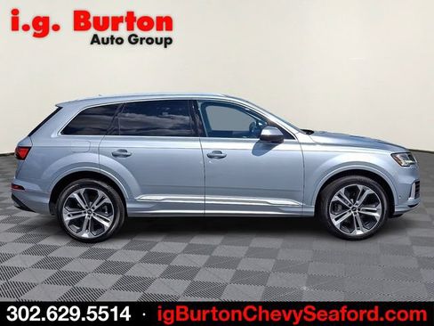 Used 2023 Audi Q7 3.0T Premium Plus w/ Premium Plus Package AWD/4WD image 7