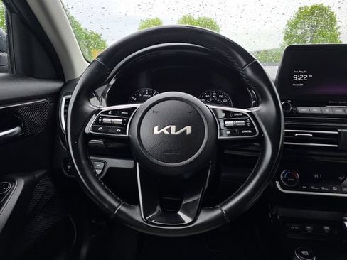 Certified 2023 Kia Seltos EX AWD/4WD image 24