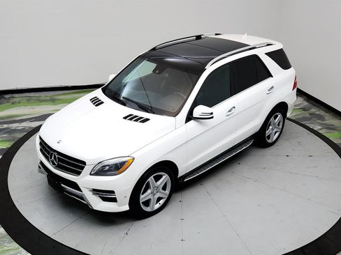 Used 2015 Mercedes-Benz ML 400 4MATIC image 33