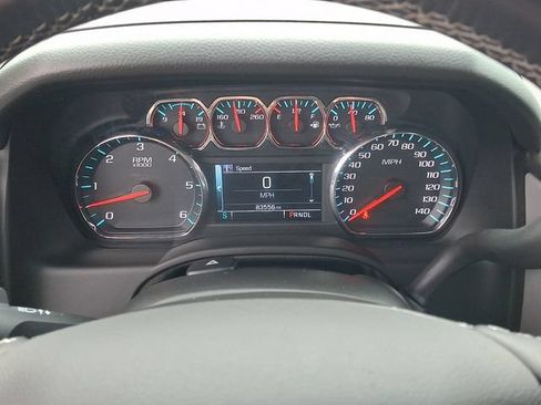 Used 2018 Chevrolet Tahoe LT w/ Luxury Package AWD/4WD image 20