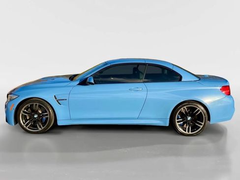 Used 2016 BMW M4 Convertible image 3