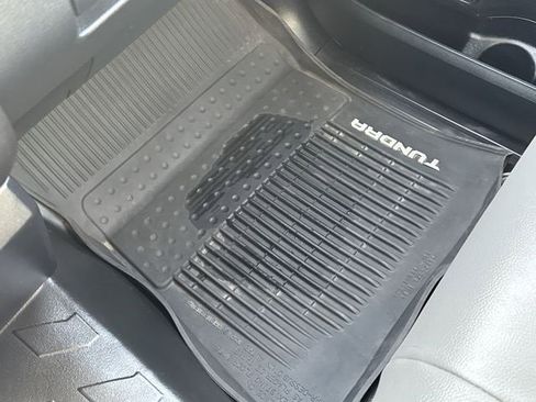 Used 2016 Toyota Tundra SR image 34