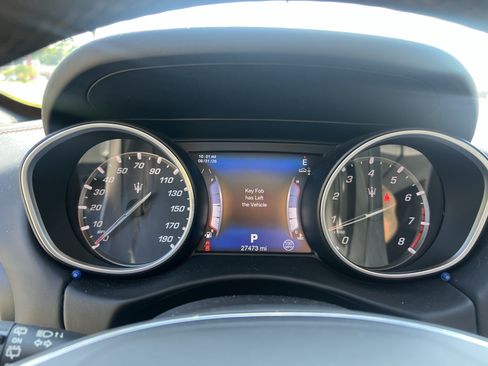 Used 2017 Maserati Levante S AWD/4WD image 23