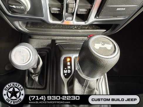 Used 2024 Jeep Wrangler Unlimited Sport AWD/4WD image 14