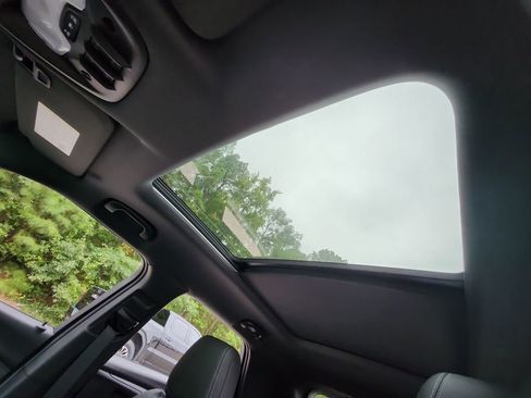 Certified 2023 Chevrolet TrailBlazer ACTIV w/ Sun and Liftgate Package image 23