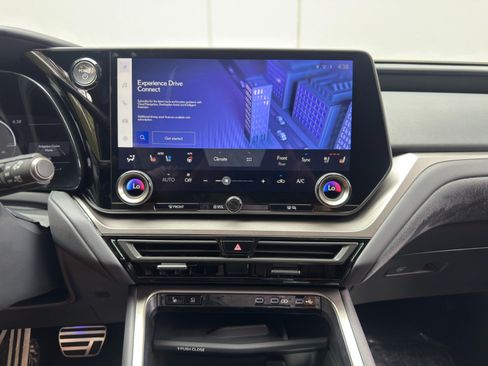 Used 2024 Lexus TX 500h AWD w/ Technology Package image 24