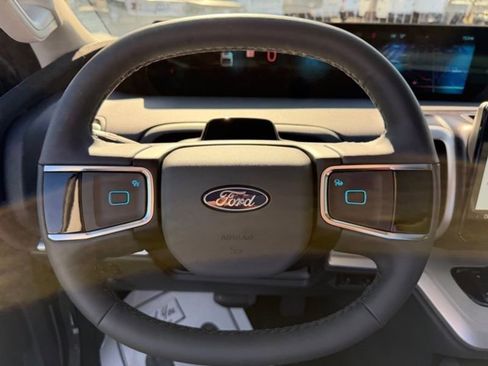 New 2025 Ford Expedition Max Active image 14