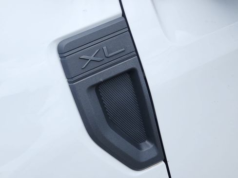 Certified 2024 Ford Maverick XL FWD image 12