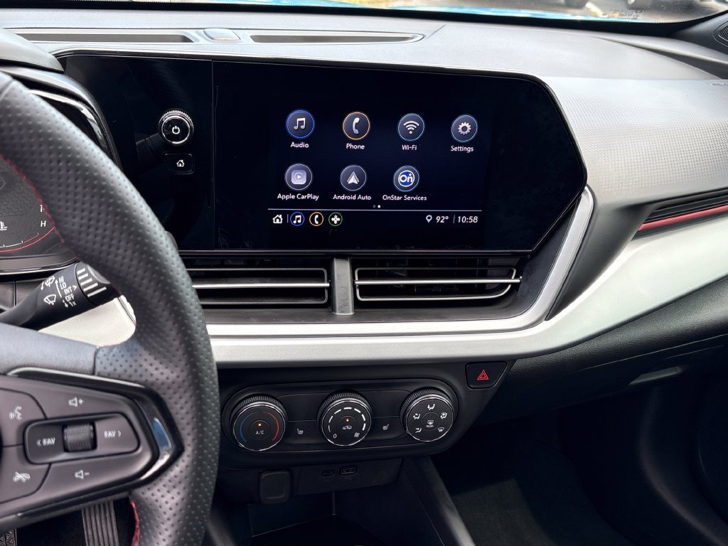 Used 2026 Chevrolet Trax RS FWD image 15