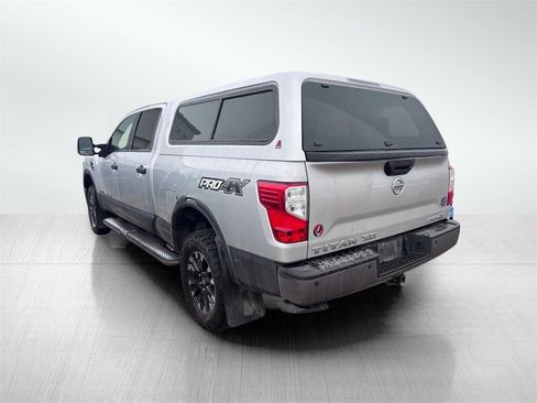 Used 2019 Nissan Titan PRO-4X w/ Pro-4x Utility Package image 4