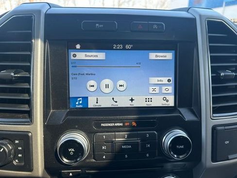 Used 2017 Ford F150 Lariat w/ Equipment Group 502A Luxury image 31