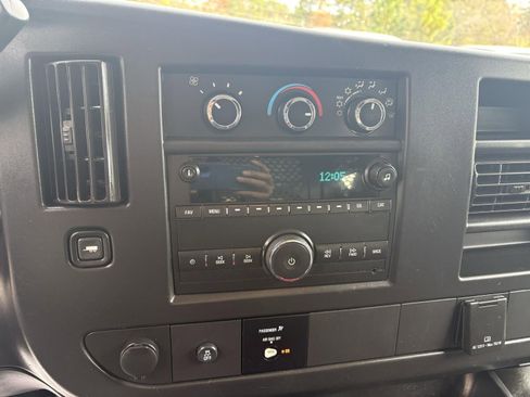 Used 2019 Chevrolet Express 2500 w/ Driver Convenience Package image 26