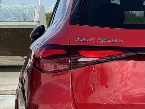 New 2026 Mercedes-Benz GLC 350e 4MATIC image 9