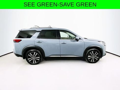 Used 2023 Nissan Pathfinder Platinum AWD/4WD image 9