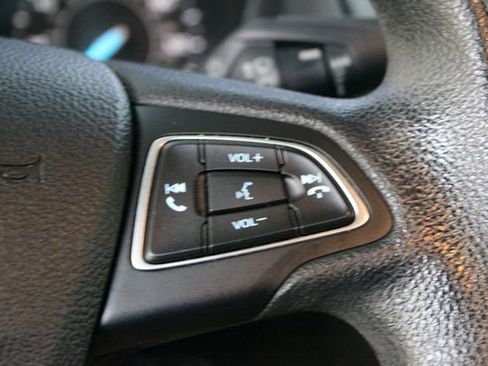 Used 2016 Ford Focus SE FWD image 17