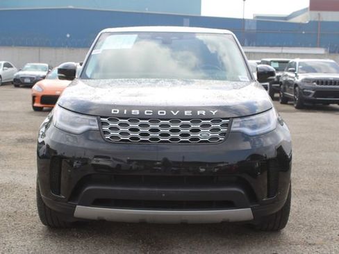 Used 2024 Land Rover Discovery S AWD/4WD image 2