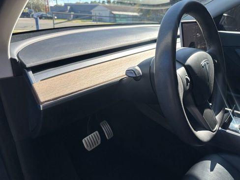 Used 2021 Tesla Model Y Performance AWD/4WD image 24