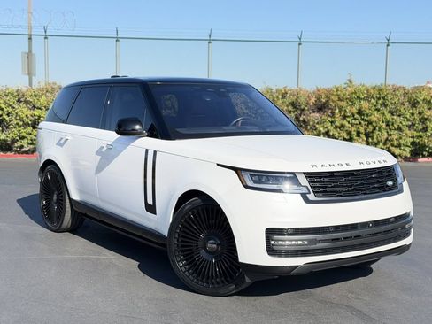 Used 2023 Land Rover Range Rover Autobiography AWD/4WD image 7
