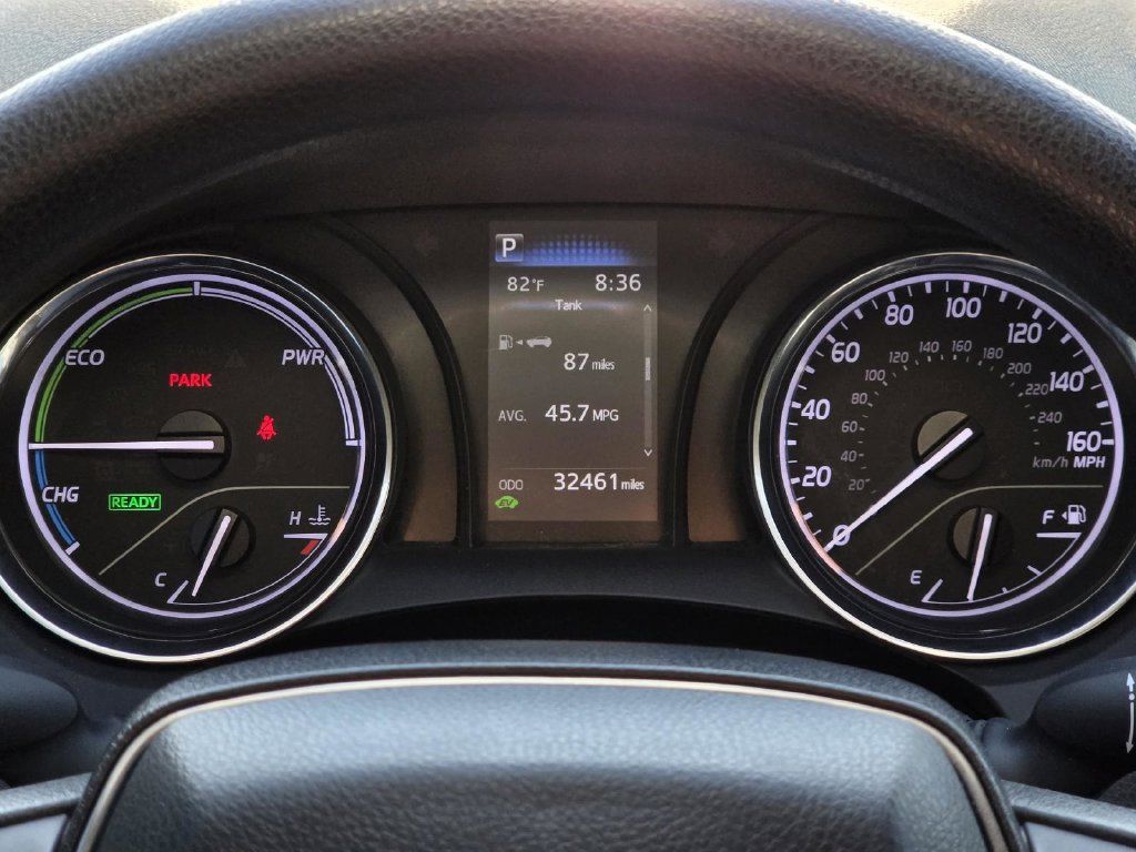 Used 2020 Toyota Camry LE FWD image 27
