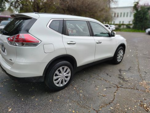 Used 2016 Nissan Rogue S image 14