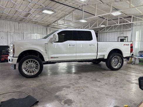 Used 2026 Ford F250 Platinum w/ Platinum Plus Package AWD/4WD image 13