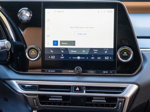 Used 2025 Lexus RX 350 350 w/ Technology Package image 17