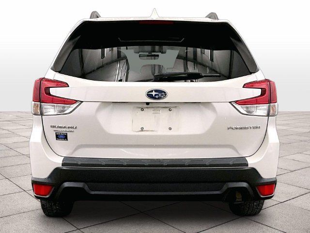 Used 2021 Subaru Forester Premium AWD/4WD image 4