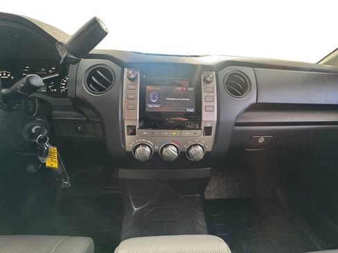 Used 2019 Toyota Tundra SR5 image 12