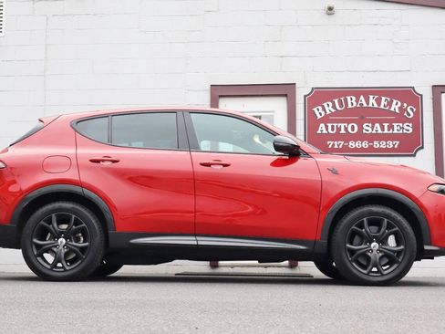 Used 2024 Dodge Hornet R/T Plus w/ R/T Blacktop Package AWD/4WD image 12
