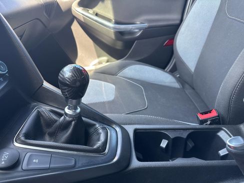 Used 2018 Ford Focus ST FWD image 30