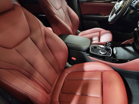 Used 2023 BMW X4 M40i image 32