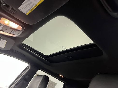 Used 2014 Jeep Grand Cherokee Limited image 27