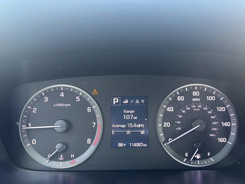 Used 2015 Hyundai Sonata SE FWD image 2