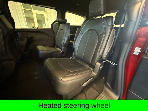 New 2026 Chrysler Pacifica Select image 13