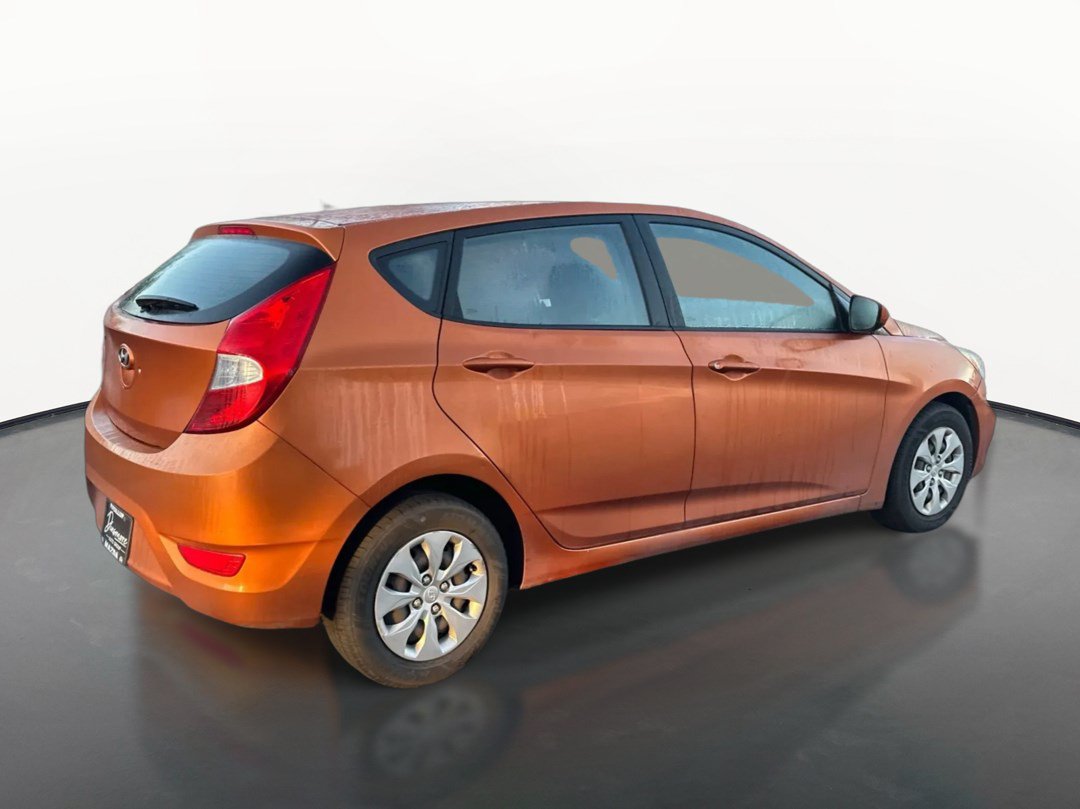 Used 2015 Hyundai Accent GS FWD image 3