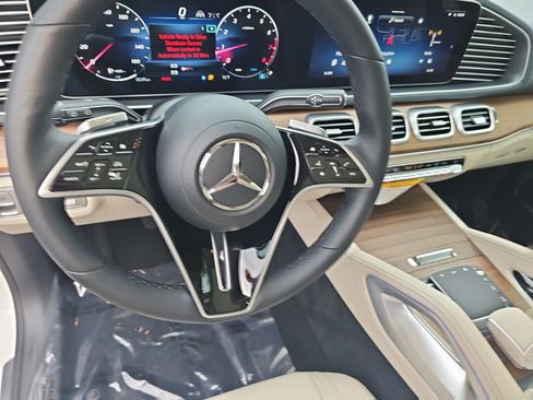 Certified 2026 Mercedes-Benz GLS 450 4MATIC image 19