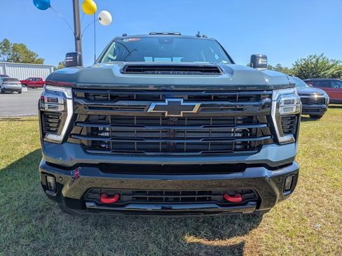 New 2026 Chevrolet Silverado 2500 LTZ w/ LTZ Plus Package AWD/4WD image 9