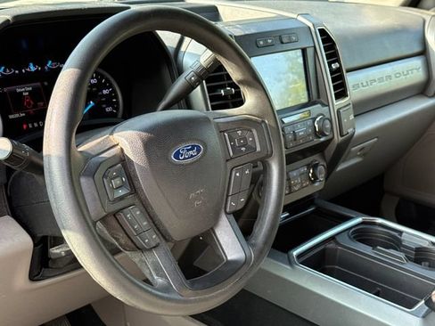 Used 2021 Ford F250 XLT w/ FX4 Off-Road Package AWD/4WD image 17