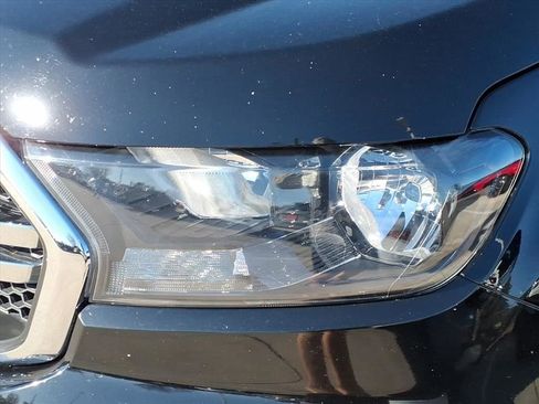 Used 2022 Ford Ranger Lariat w/ Trailer Tow Package image 11