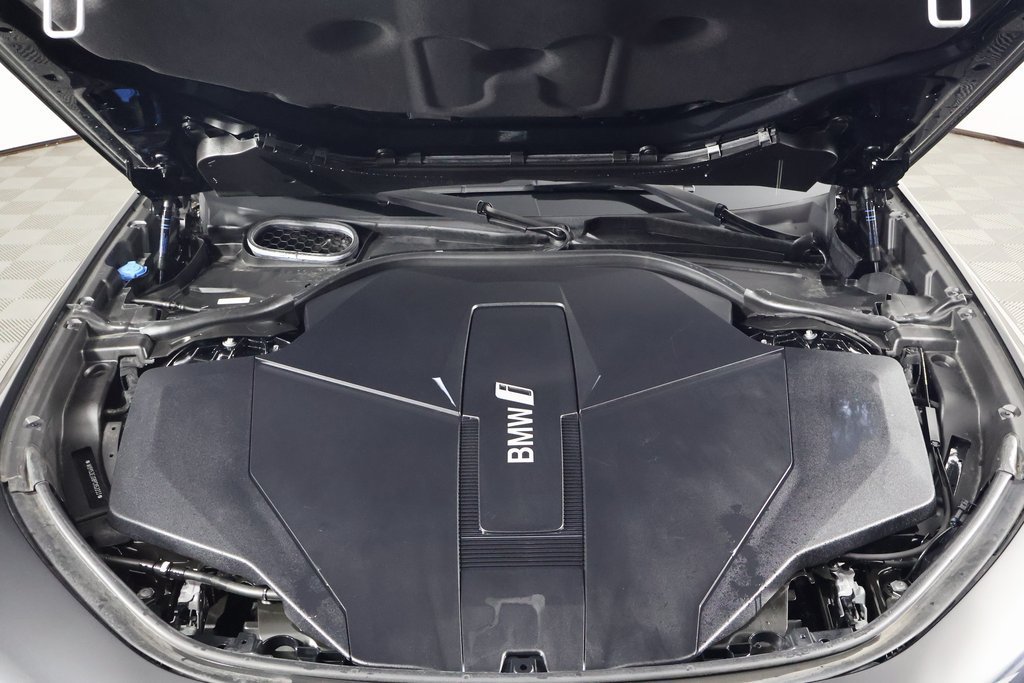 Certified 2023 BMW i7 xDrive60 AWD/4WD image 15
