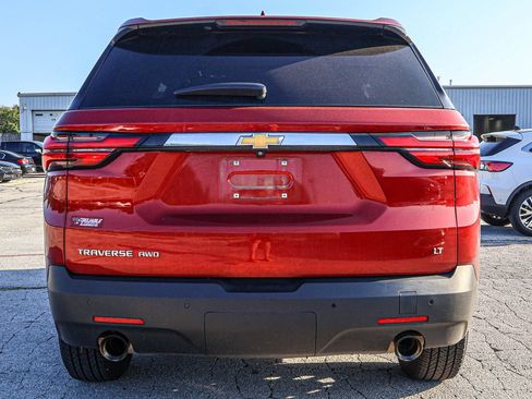 Used 2023 Chevrolet Traverse LT w/ LPO, Floor Liner Package AWD/4WD image 5